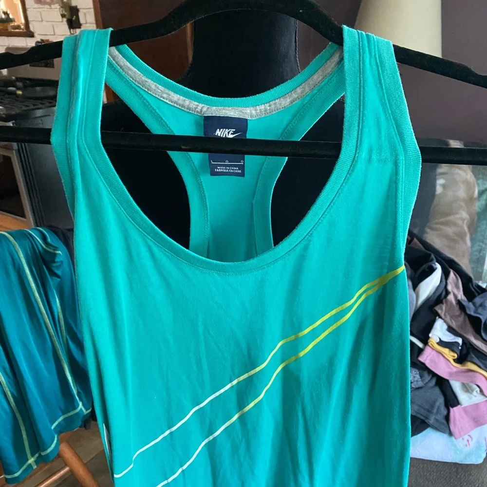 Nike Racerback Tank - Picture 1 of 2